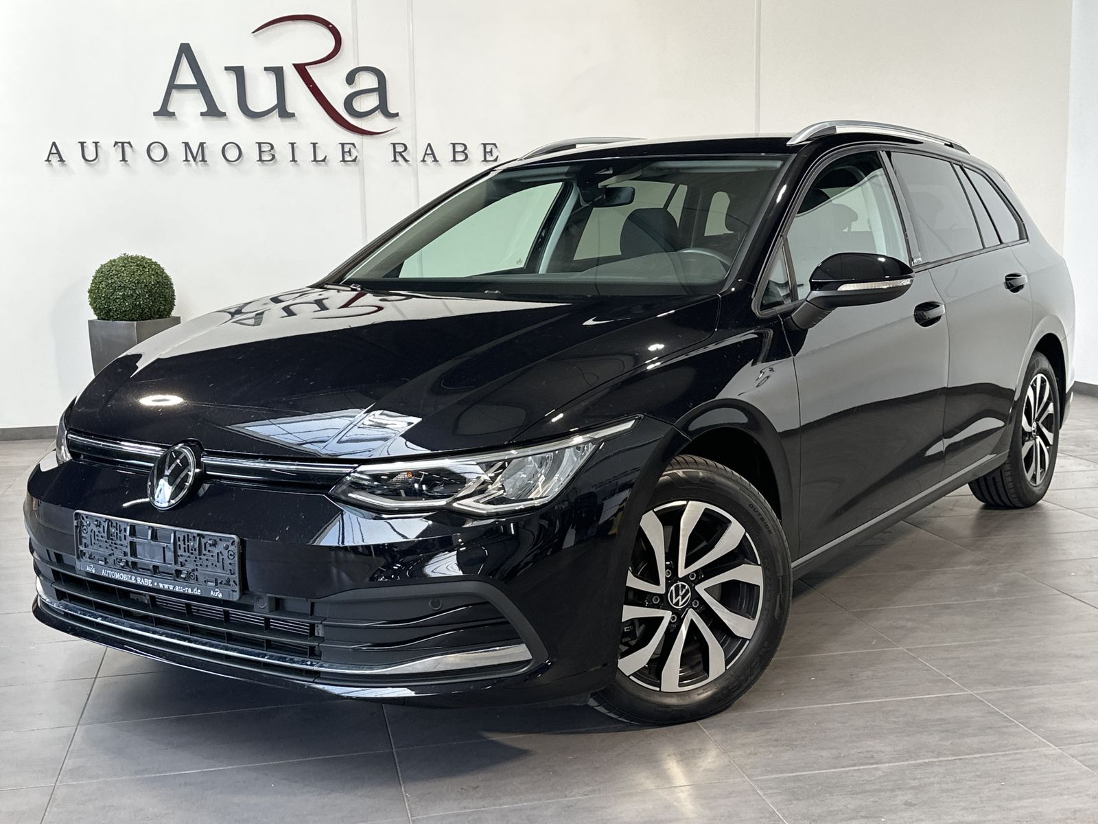 Fahrzeugabbildung Volkswagen Golf Variant 2.0 TDI DSG Active NAV+LED+ACC+SHZ