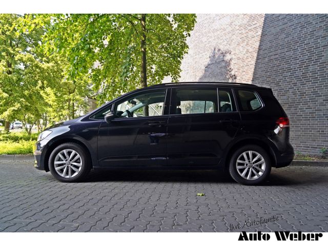 Touran 1.6 TDI 1.6TDI DSG Comfortline Navi AHK A