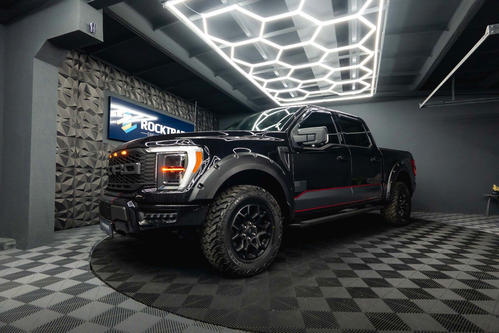 Fahrzeugabbildung Ford F150 5.0L V8 4x4 Offroad SuperCrew RAPTOR 19%