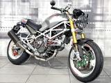 Ducati Monster 900 - DUCATI 1999 MONSTER 900