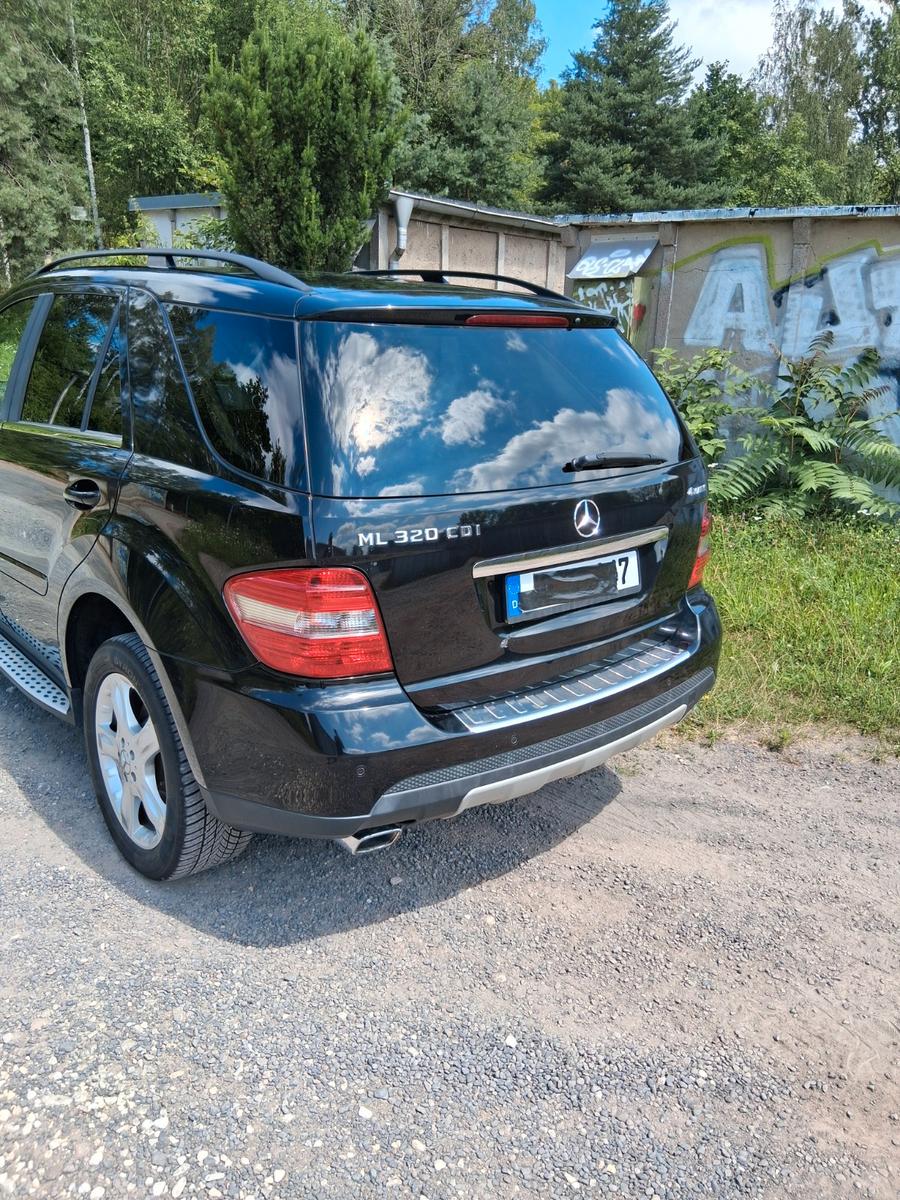 Mercedes-Benz ML 320 CDI 4MATIC -