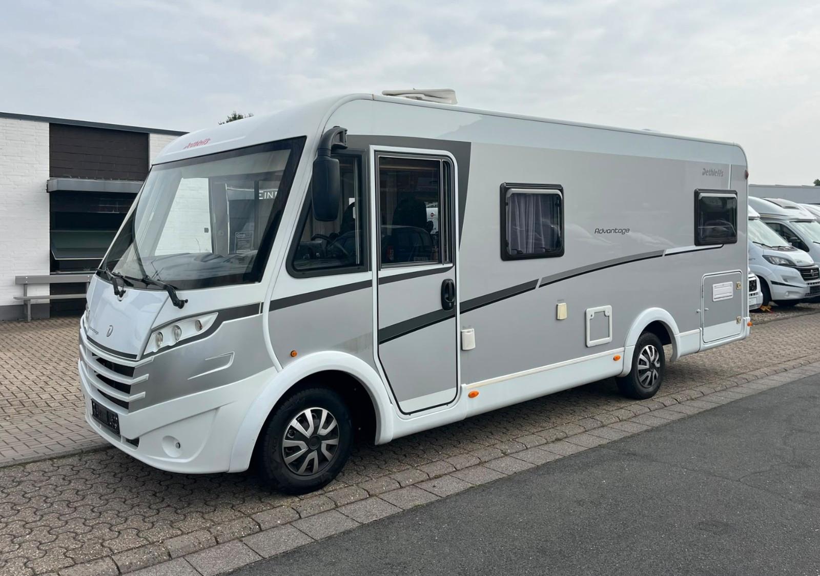Dethleffs I 6611 - Hub/Einzelbetten - auto.Sat/TV - Klima