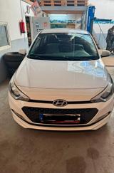 Hyundai i20 Active - Hyundai i20 Gebrauchtwagen in Leipzig