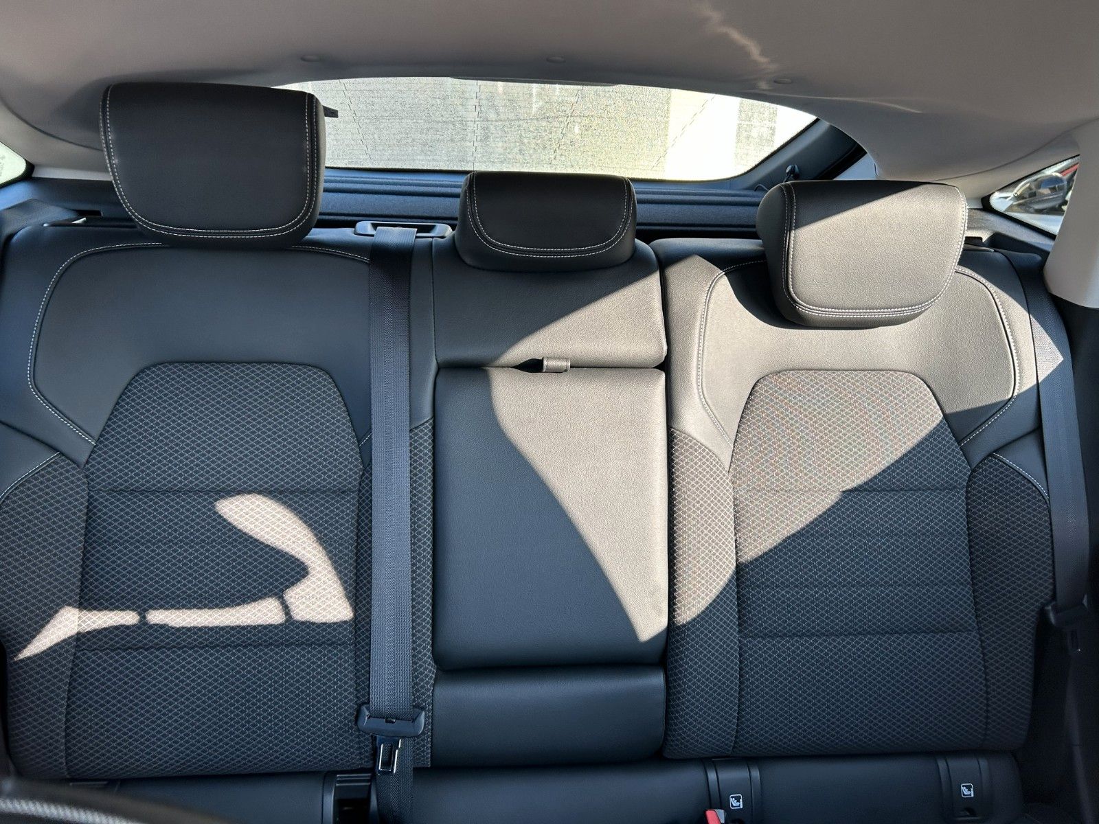 Fahrzeugabbildung Renault Arkana Intens " AUTOMATIK"