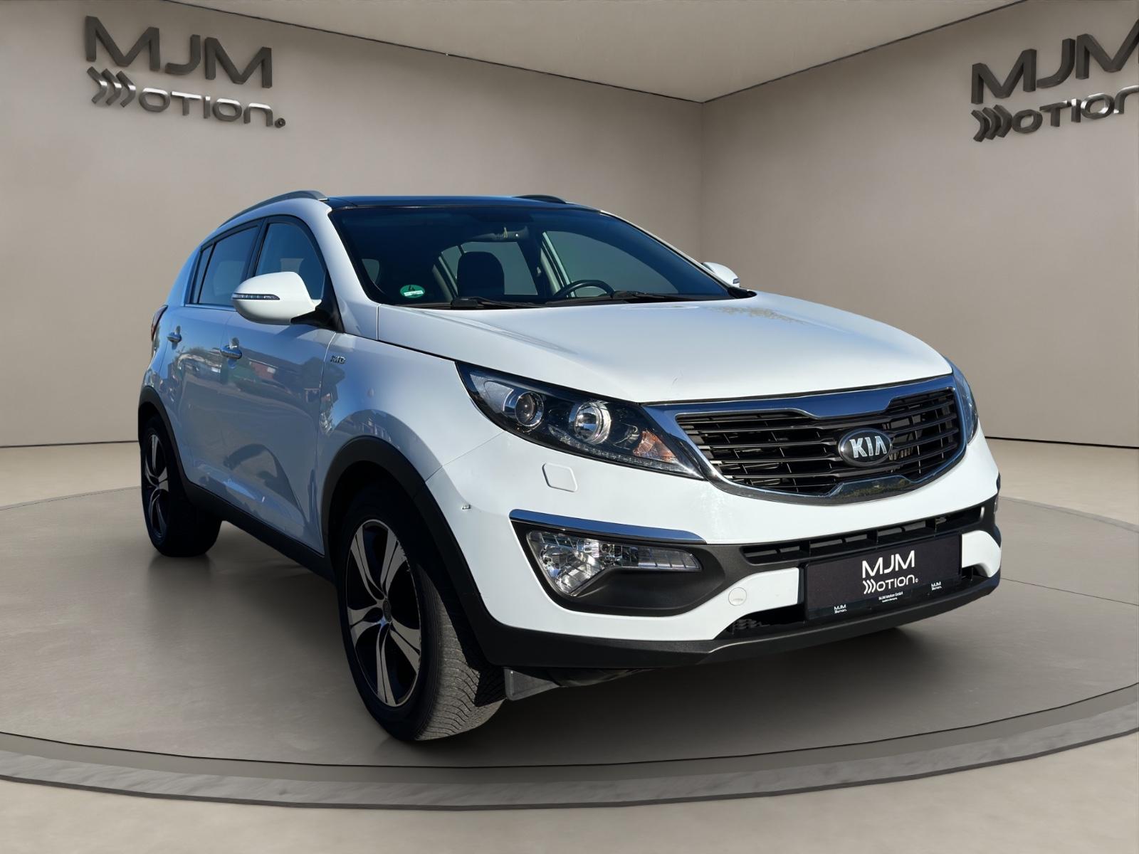 Kia Sportage Spirit 4WD Navi Kamera Pano Xenon