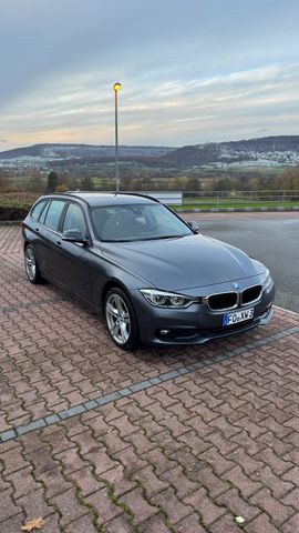 BMW 320d Touring *BMW-S.Heft*Carplay*M-Felgen*