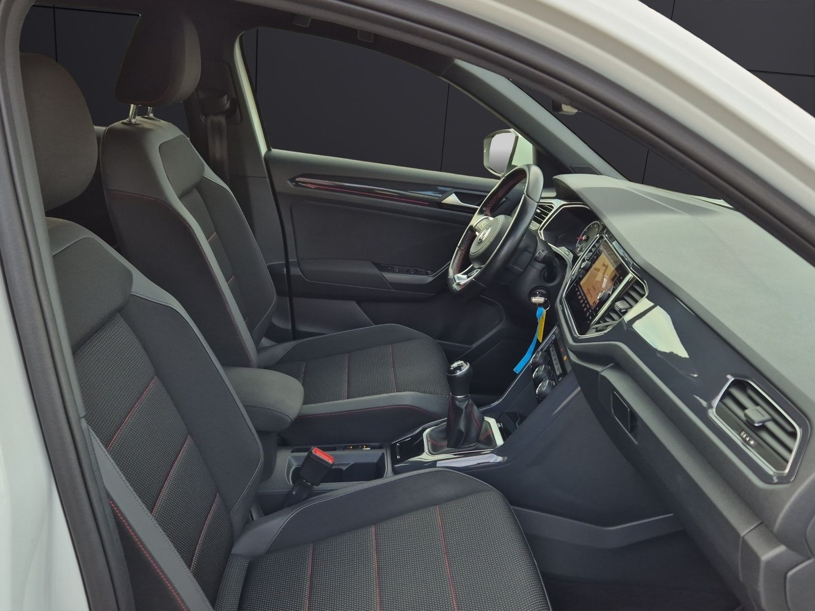 Fahrzeugabbildung Volkswagen T-Roc 1.5 TSI Sport LED Navi