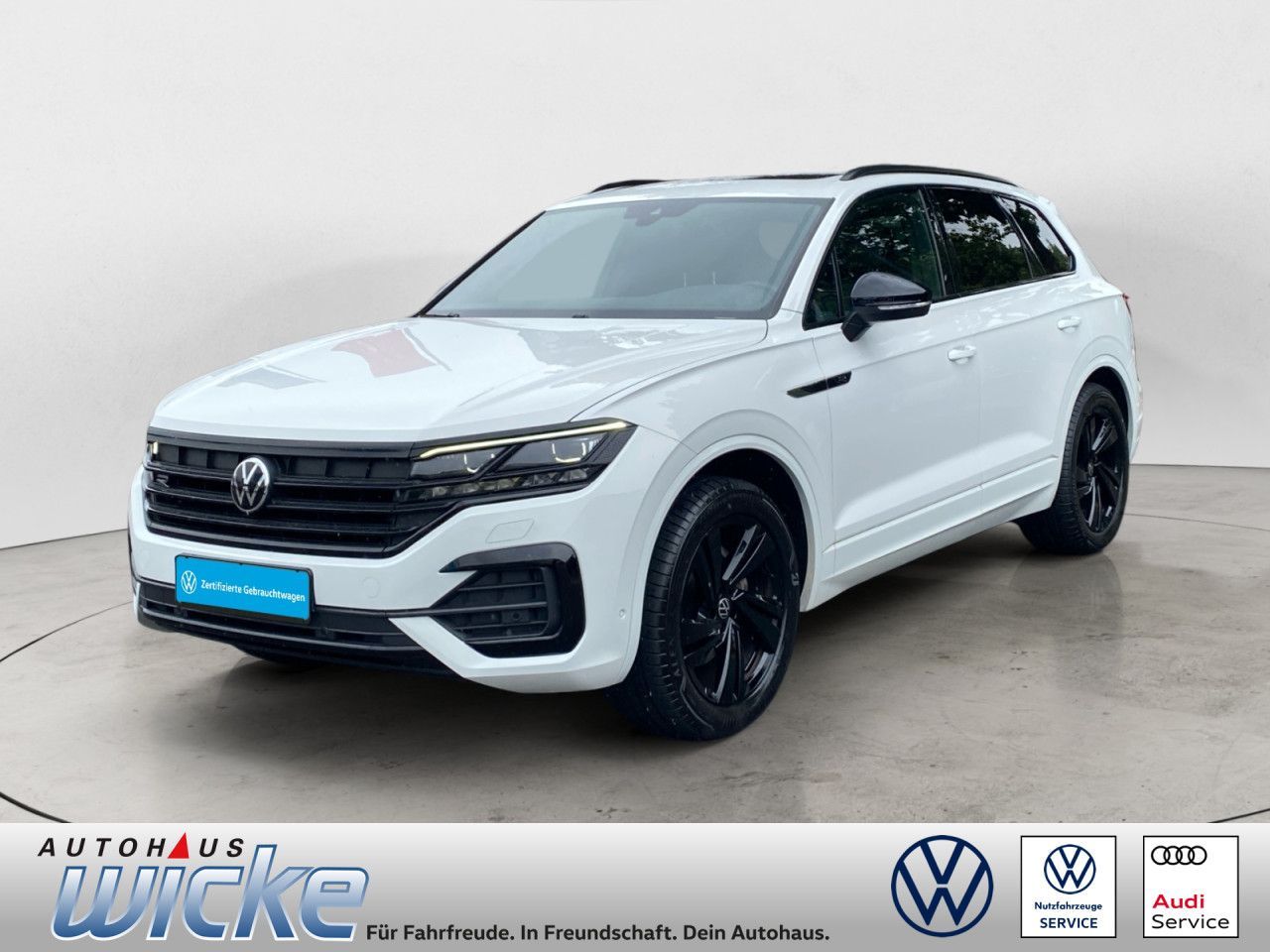 VW Touareg 3.0 TDI R-Line NAVI PANO AHK BLACK