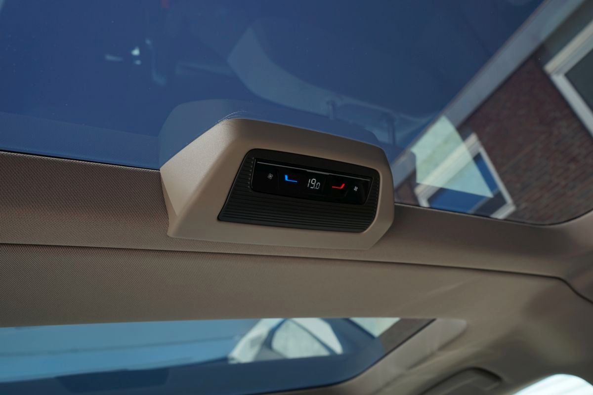 Fahrzeugabbildung Volkswagen T7 Multivan 2.0 TDI Lang*Head Up*Ahk*Matrix