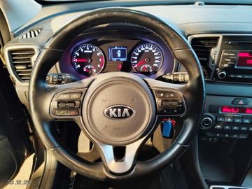 Kia Sportage 2WD AHK-Klima-SHZG-Allwetter-2 Vorbesit