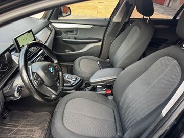 BMW 218 - 10