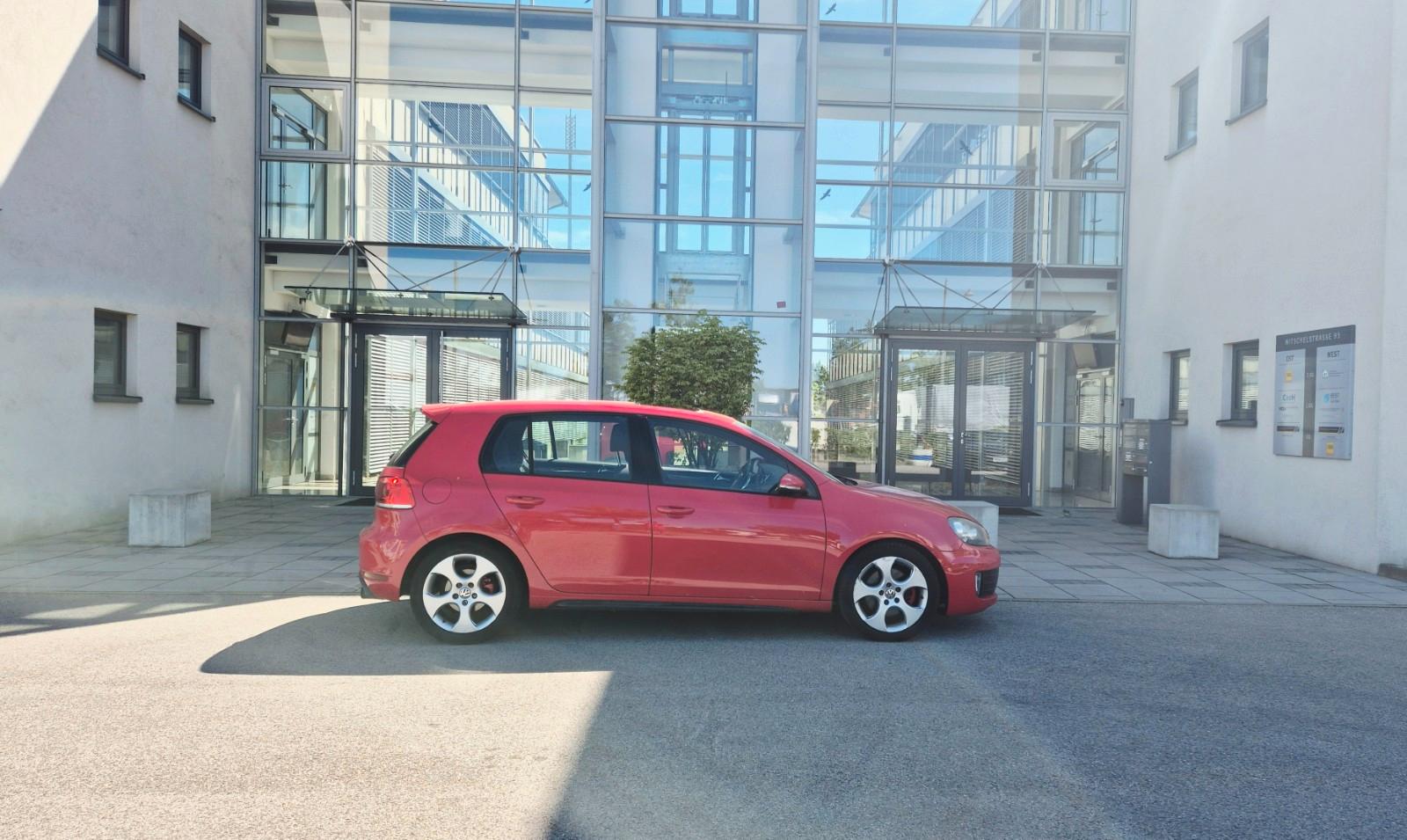 Volkswagen Golf VI GTI TÜV Neu