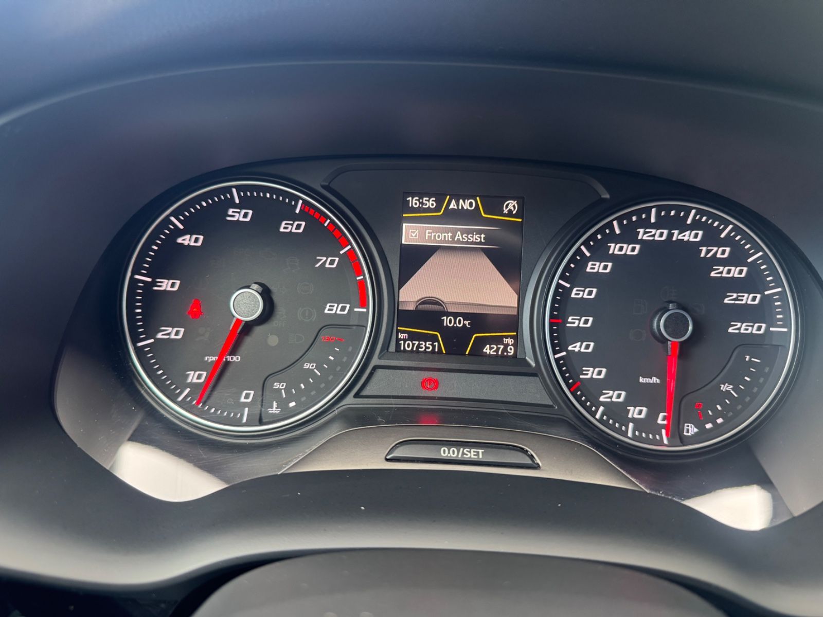 Fahrzeugabbildung SEAT Ateca Xcellence LED+Navi+AHK+Bluetooth
