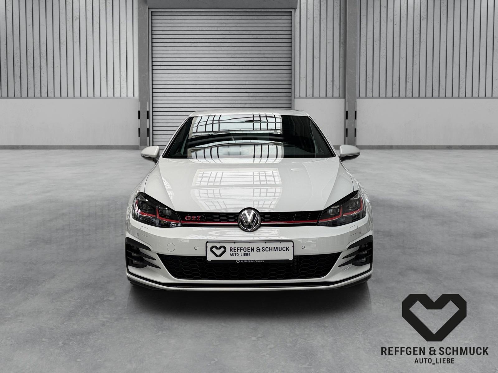 Volkswagen GOLF GTI PERFORMANCE DSG NAV+LED+ACC+DYNAUD+1.HD