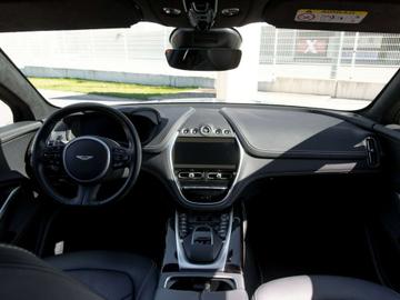صورة مصغرة 16 لـ 2023 Aston Martin DBX