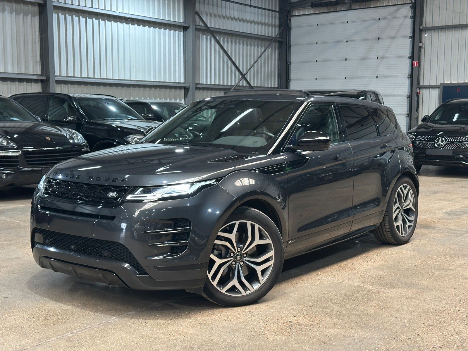 Land Rover Range Rover Evoque R-Dynamic SE