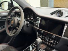 PORSCHE Macan GTS / 360°KAMERA / BOSE / PANORAMA PORSCHE Macan GTS / 360°KAMERA / BOSE / PANORAMA