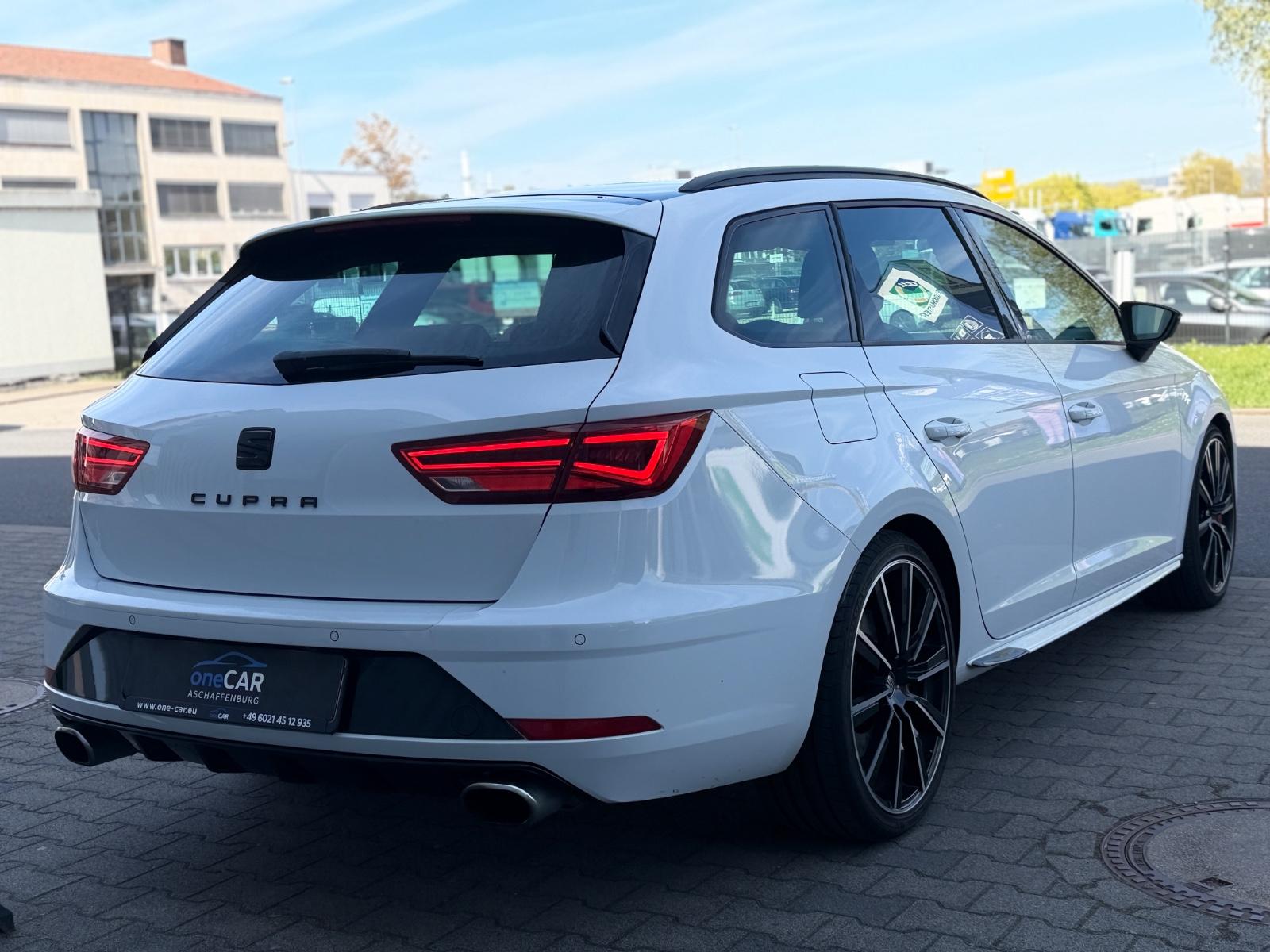 Seat Leon ST Cupra 300 4Drive DSG Pano 19"