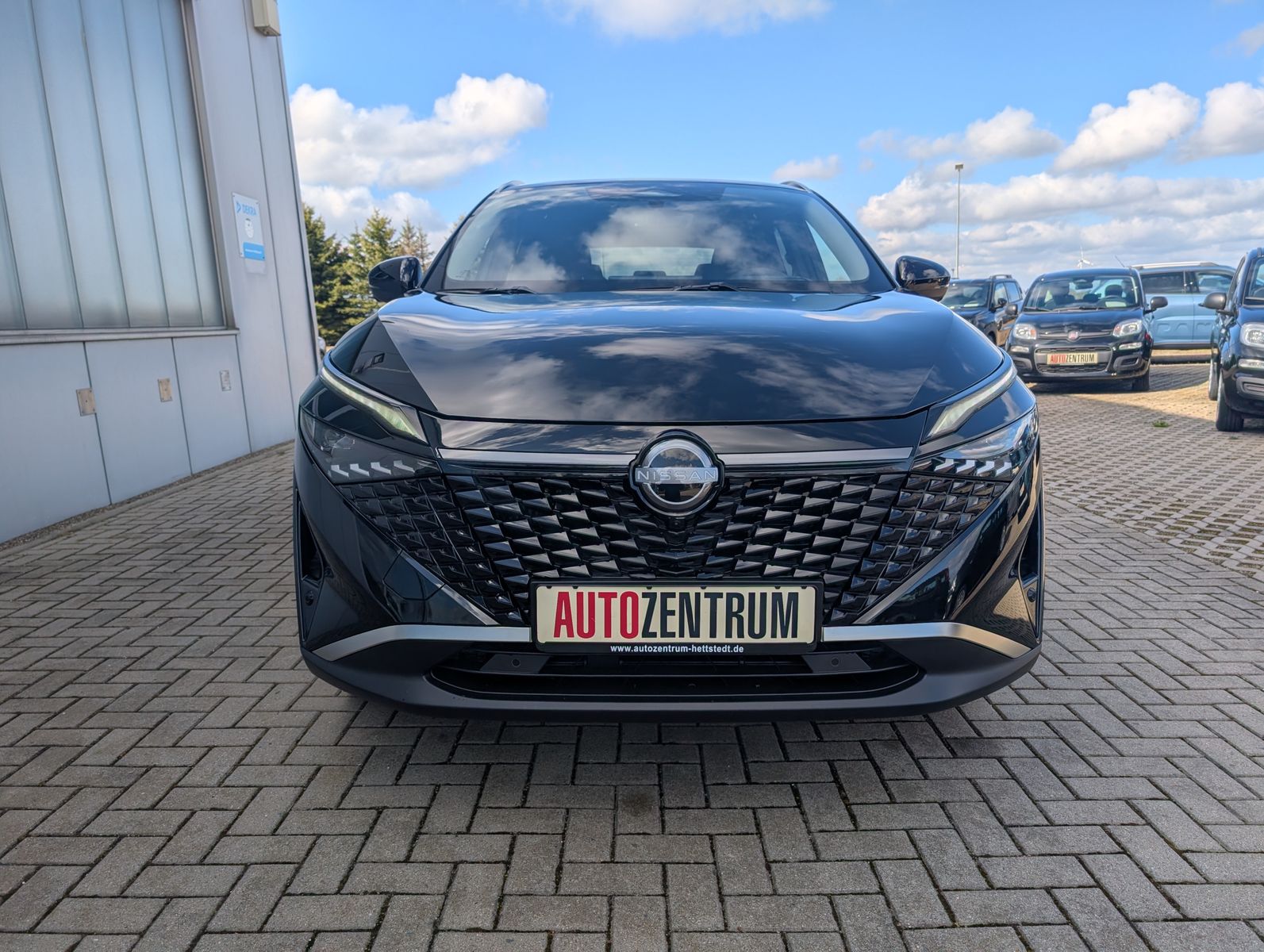 Fahrzeugabbildung Nissan Qashqai N-Connecta 1.3 MHEV 158PS Xtronic WINTER