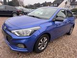 Hyundai i20 Advantage/TÜV NEU/1HD/R-KAM/SITZ&LENKRAD HZ/ - Hyundai i20: Advantage