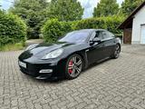 Porsche Panamera Turbo Turbo - Porsche Panamera aus 2010: Turbo
