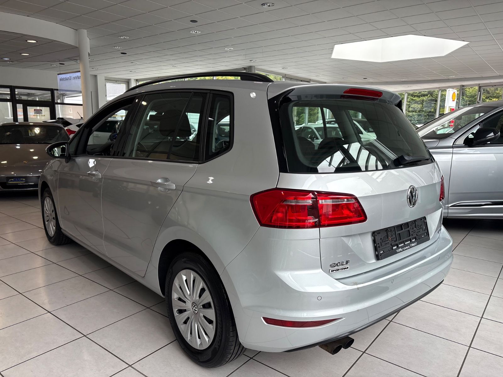 Fahrzeugabbildung Volkswagen Golf Sportsvan 1.4 TSI 92kW DSG