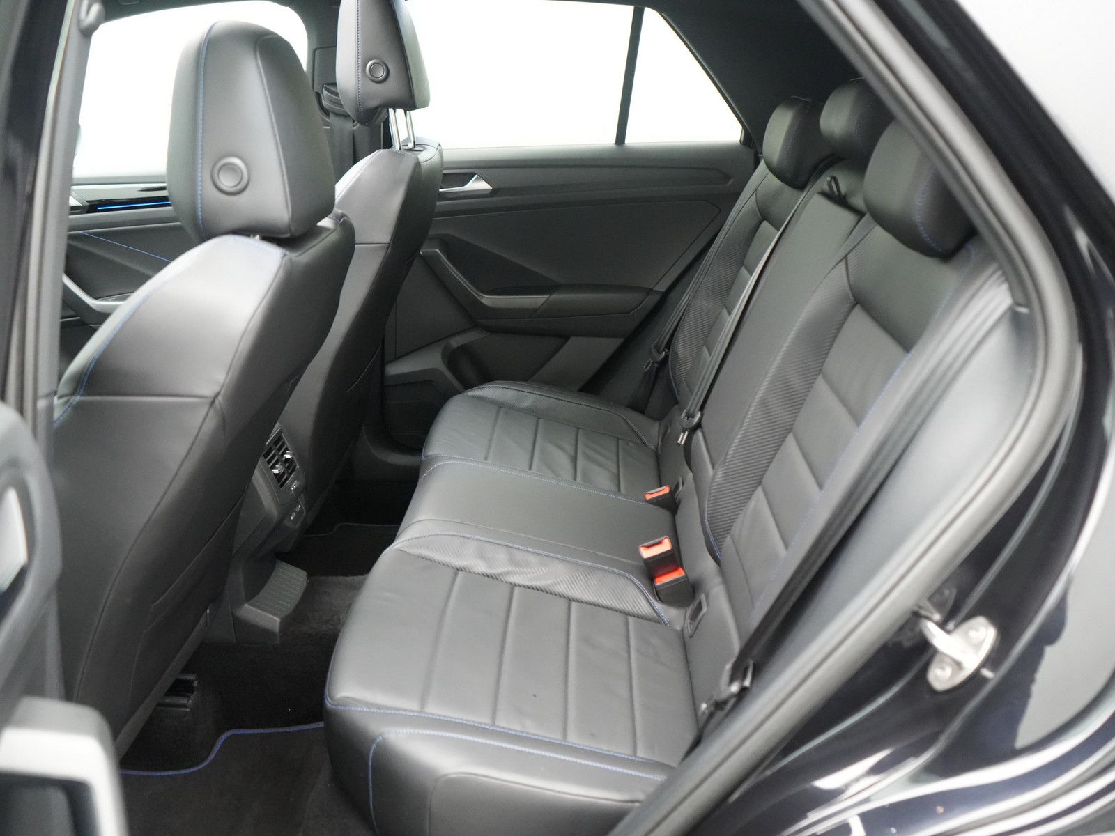 Volkswagen T-Roc - Bild 16