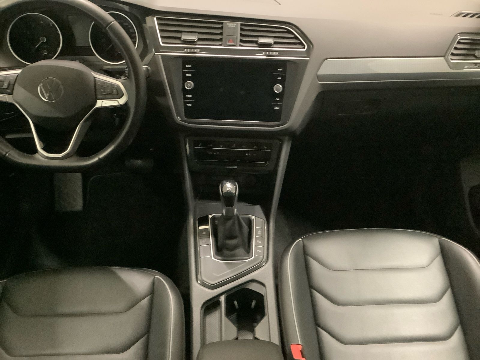 Tiguan Life 1,5 TSI 110 kW DSG Matrix, Leder, A