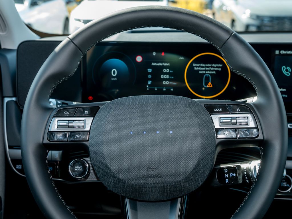 Fahrzeugabbildung Hyundai IONIQ 5 UNIQ 84 kWh Leder Sitzklima Park-Paket