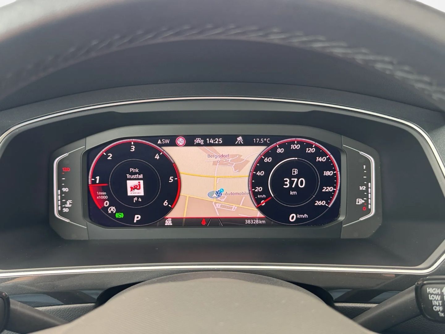 Tiguan 2.0 TDI 4MOTION R-LINE *AHK*DCC*