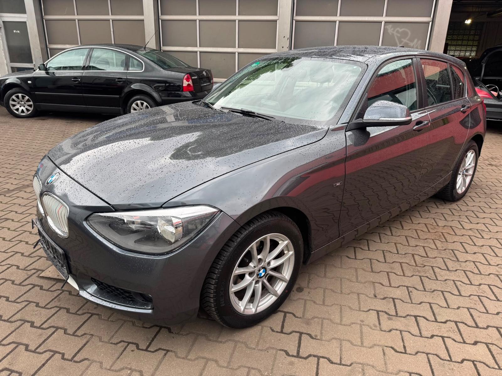 BMW 116 1 Limousine 5-trg. T-Leder.SHZ.Klimaauto.PDC
