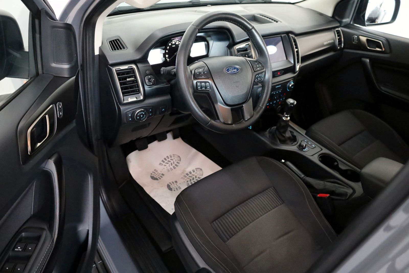 Fahrzeugabbildung Ford Ranger Wolftrak  4x4 Navi,SH,Rollo,Rollbügel,AHK