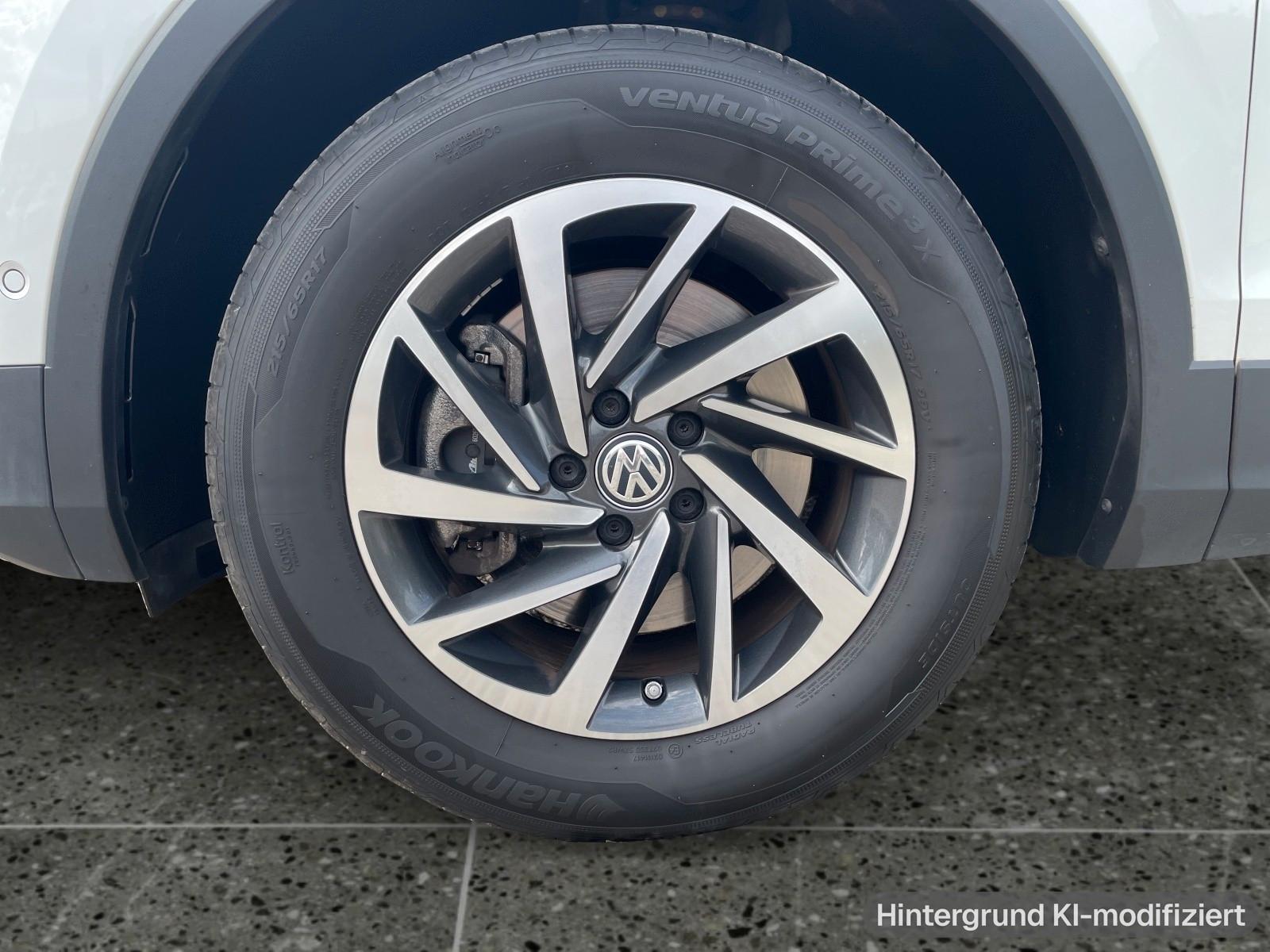 Volkswagen Tiguan SOUND 180 PS (* ALLRAD * PANORAMADACH *)
