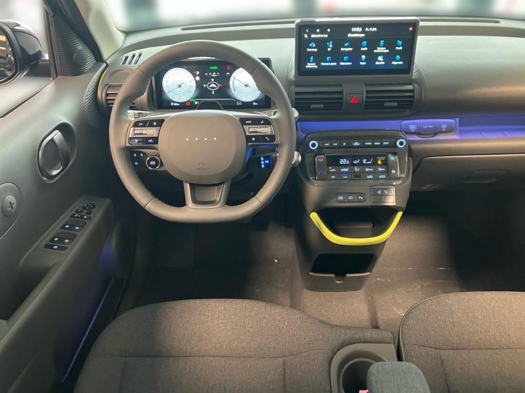 Fahrzeugabbildung Hyundai INSTER Cross EV 49 kWh KlimaA Navi KAM PDC SHZ