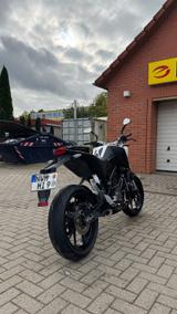 KTM 125 Duke (115) - MOTORRAD VON 81 BIS 125 CCM