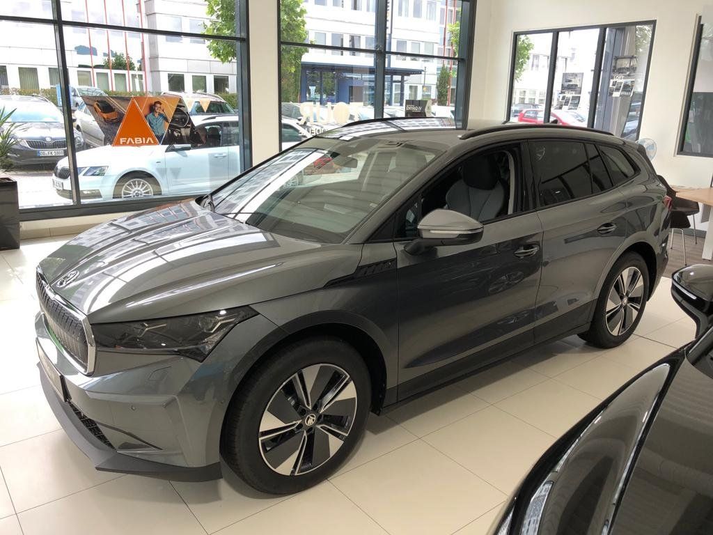 Fahrzeugabbildung SKODA Enyaq 60 Loft Aut./LED/ACC/KAMERA/SHZ/NAVI/
