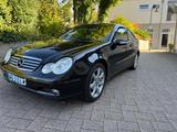 Mercedes-Benz C 230 - Mercedes-Benz C 230: Sportwagen