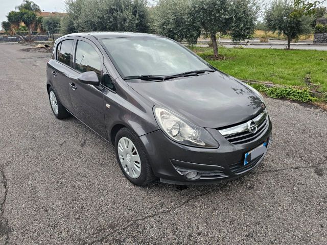 Opel Corsa 1.2 5 porte zero graffi