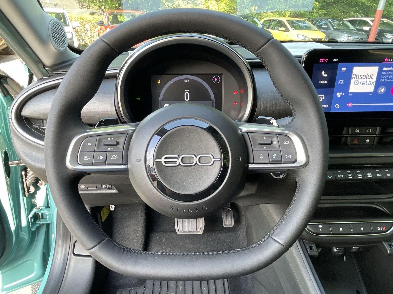 Fiat 600 Hybrid Special Edition NAVI|LED|SHZ|CarPlay|