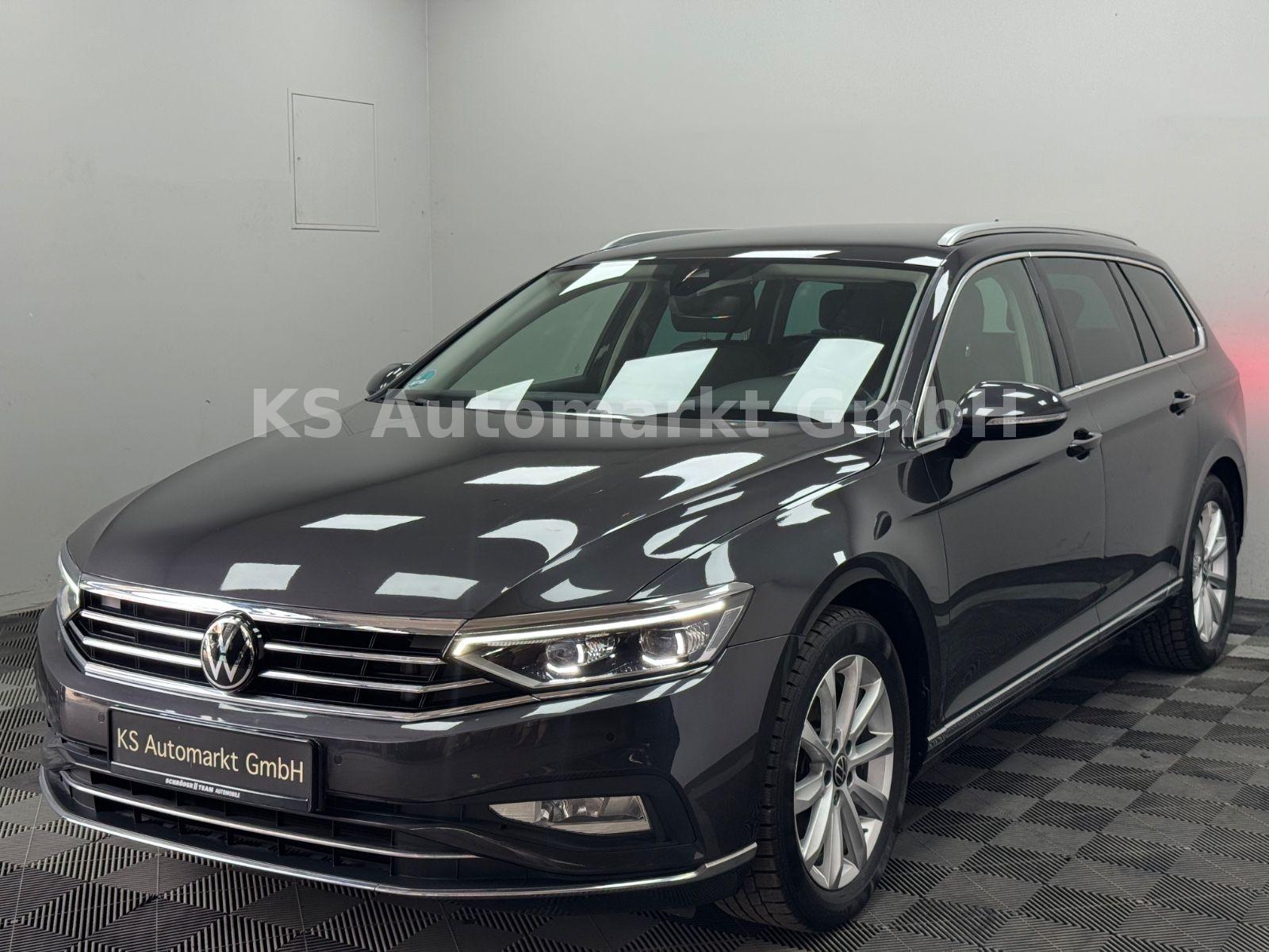 Volkswagen Passat Variant Elegance*Aut.*Navi*ACC*AHK*