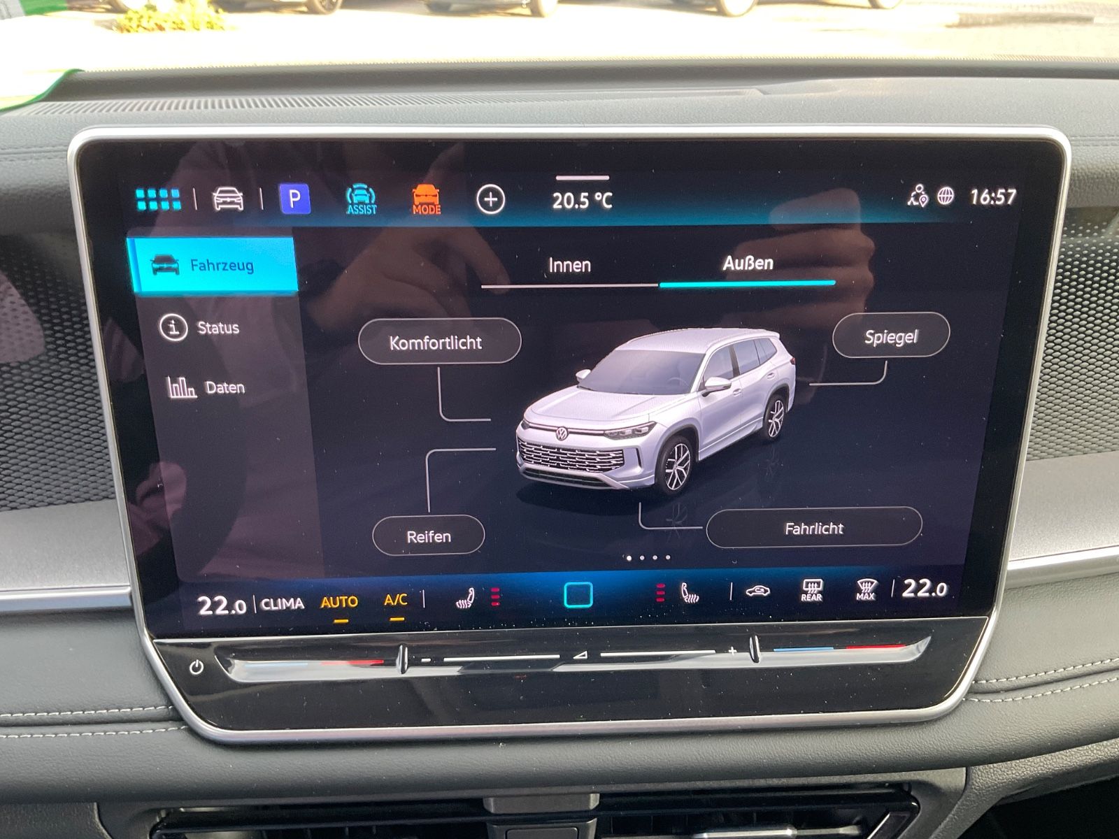 Fahrzeugabbildung Volkswagen Tayron 2.0 TDI 4M,AHK,Navi,Kamera,7-Sitzer,IQ