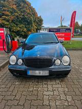 Mercedes-Benz Mercedes w210 [E 220 CDI] - gebrauchte Mercedes-Benz E 220 aus dem Jahr 1999