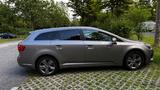 Toyota Avensis Combi 1,8-l-Valvematic Edition Edition - Toyota Avensis: Kombi, 1.8