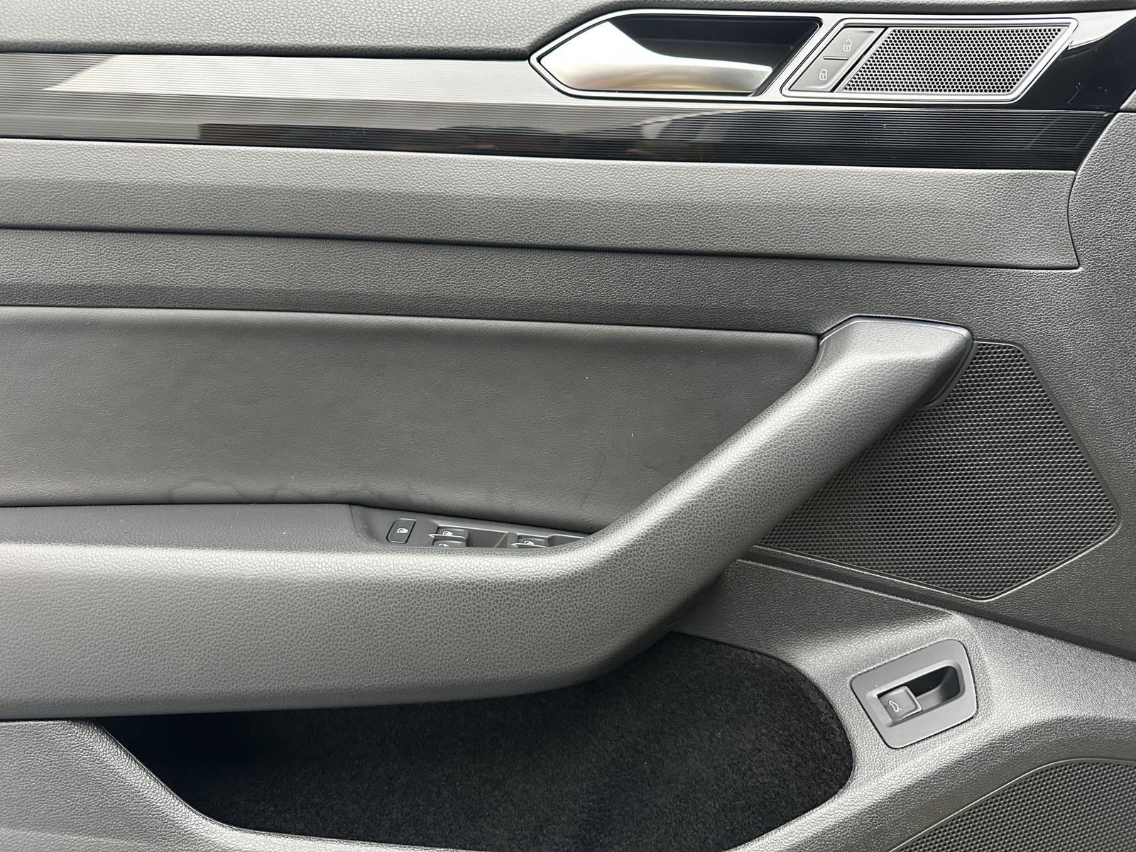 Volkswagen Arteon Elegance "NAVI-CAM-LEDER-SITZH-MULTI-ALU"