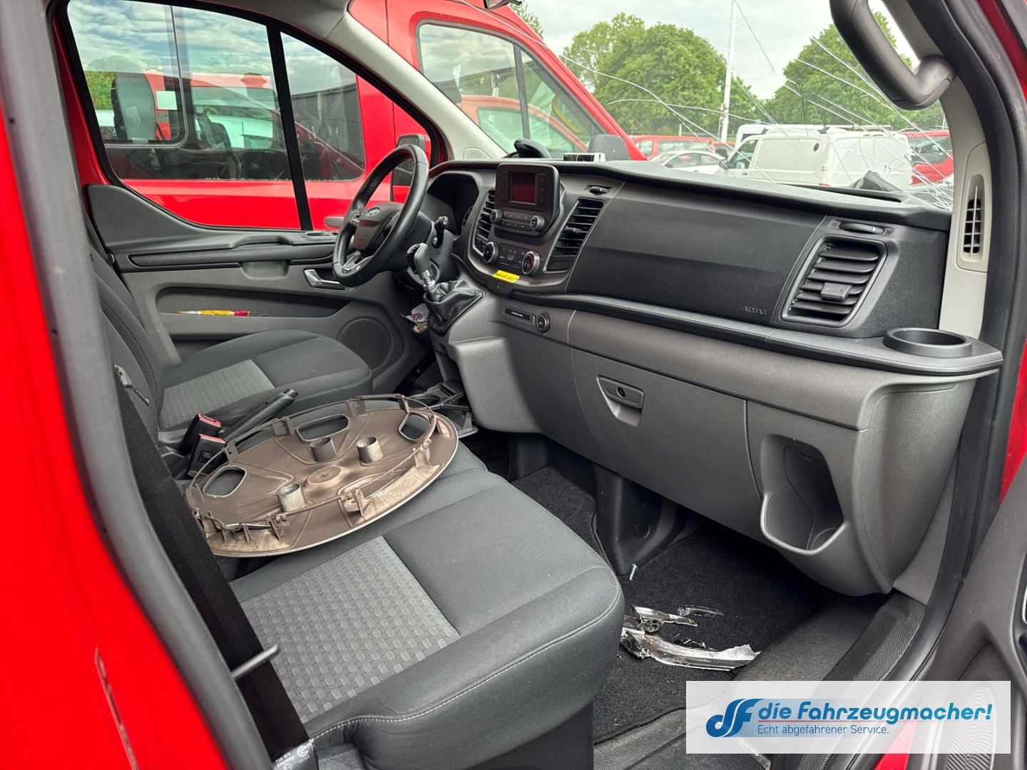 Fahrzeugabbildung Ford Transit Custom Trend 2.0 TDCi  *UNFALLWAGEN *724