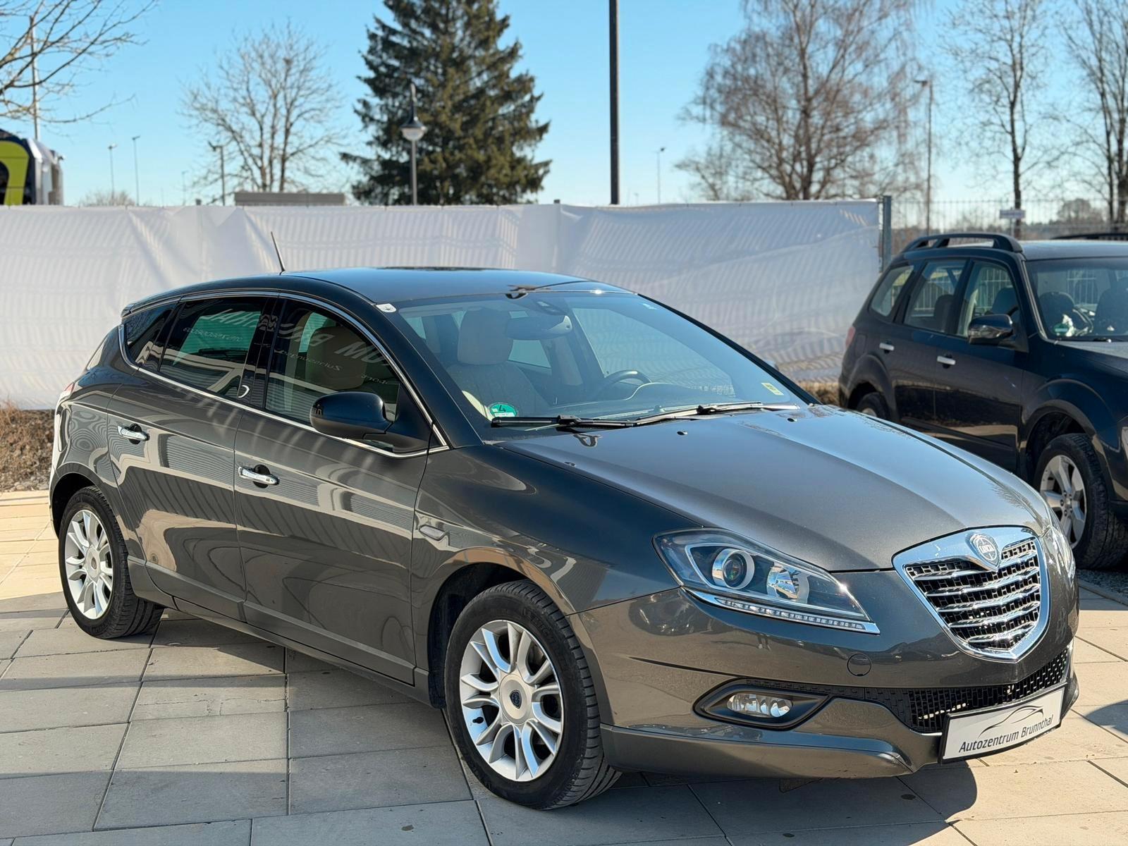 Lancia Delta Gold TÜV+Service NEU/Klima/Garagenfahrzeug