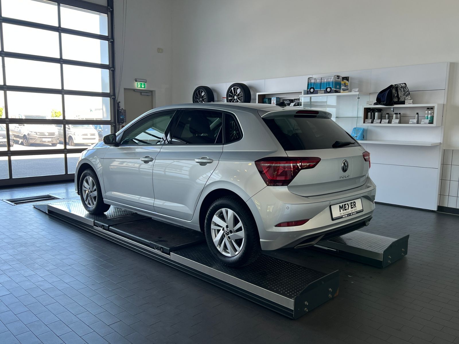 Fahrzeugabbildung Volkswagen Polo Style 1.0 TSI *IQ.Light, Kamera, App Connec