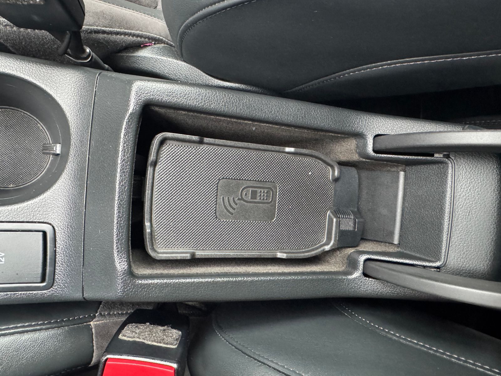 Fahrzeugabbildung Audi Q3 2.0 TDI QUATTRO S-TRONIC S-LINE SPORTPAKET