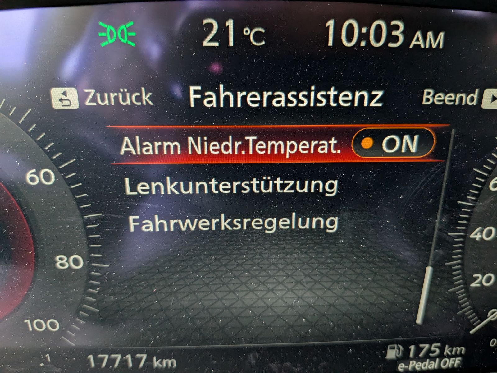 Fahrzeugabbildung Nissan X-Trail 1.5 e-Power N-Connecta ACC 360 Navi 12"