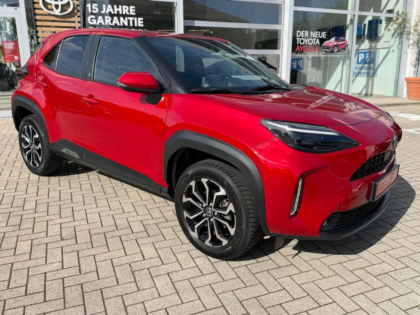 Toyota Yaris Cross Hybrid Team D Safety/Winter ACC AHK 